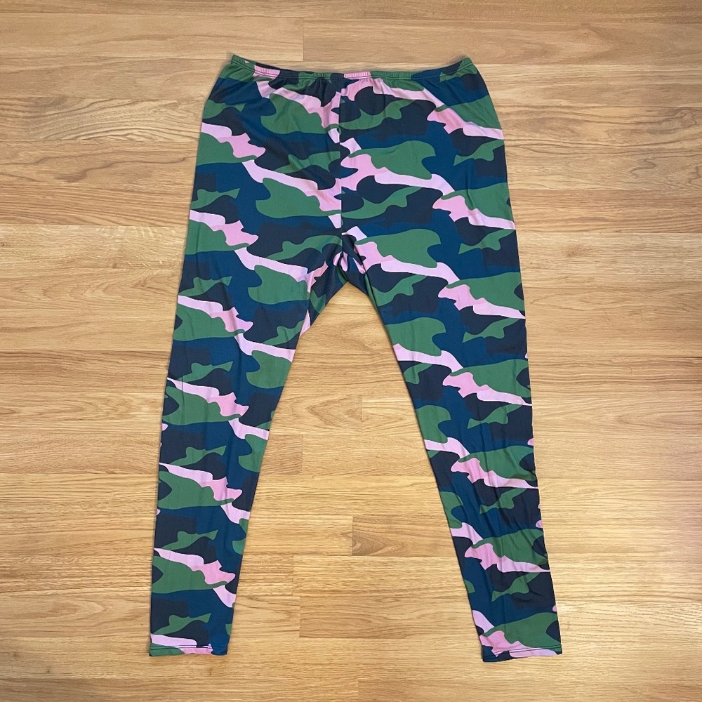 VENUS Green Blue Pink Camo Camouflage Women’s Leggings Size XL